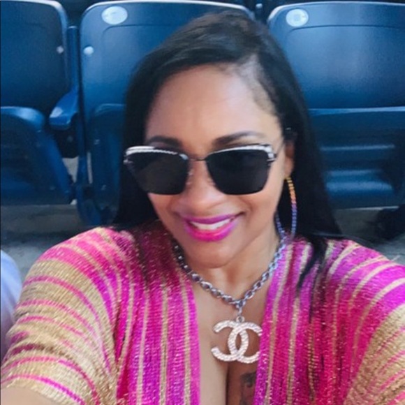 Chanel Square Frame Pearl Sunglasses 4235-H - Picture 7 of 11